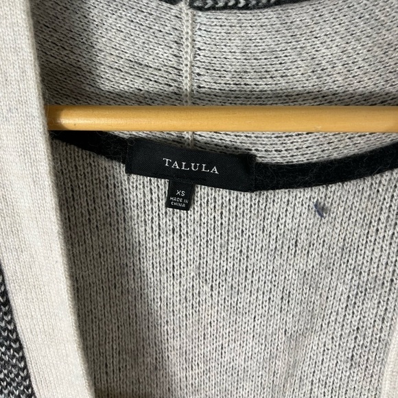 Aritzia Talula Womens XS Cashmere Angora Blend Black and Cream Cardigan Pockets - Picture 3 of 7